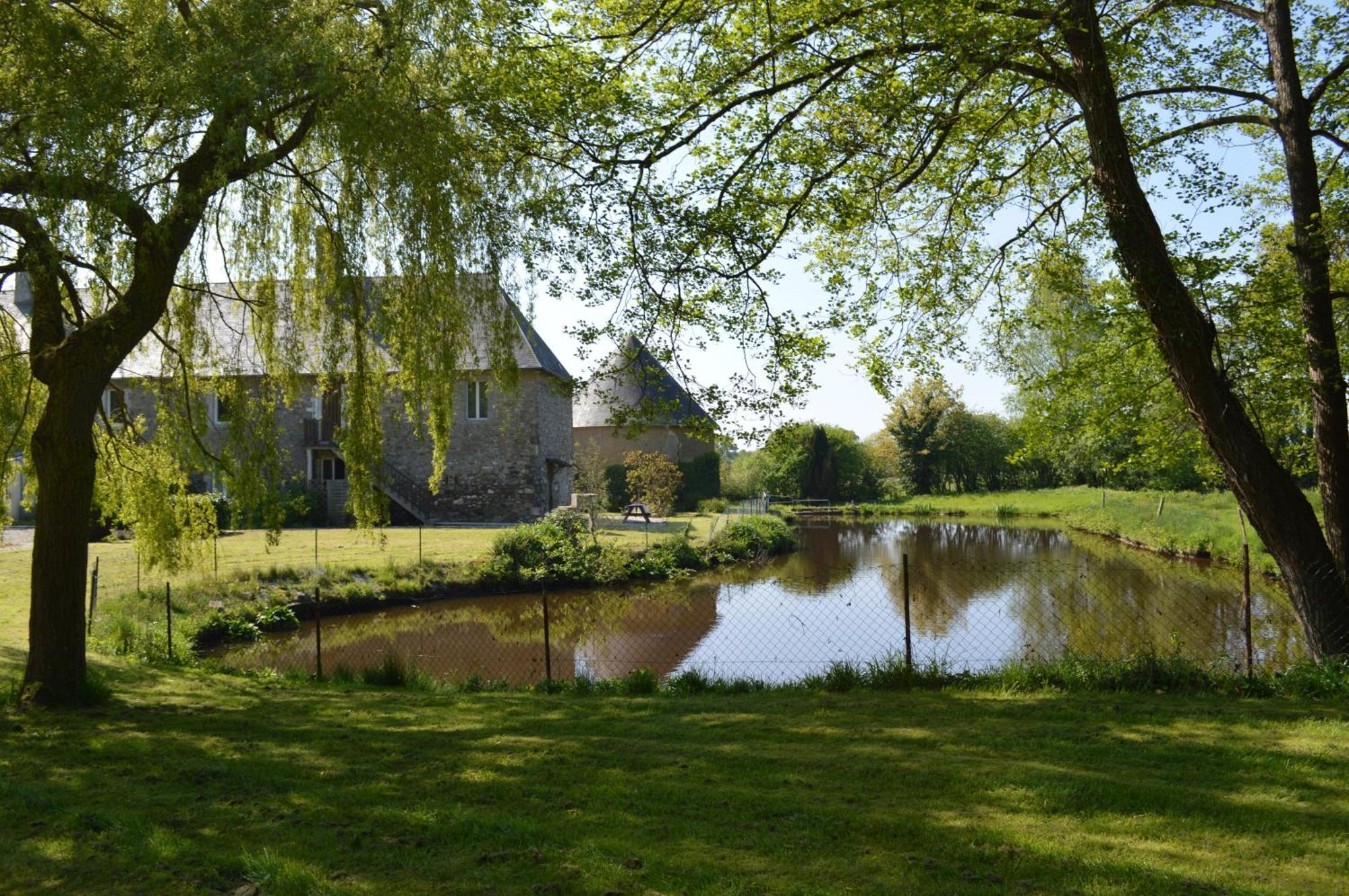 La Synchronicite - Chambres D'Hotes Saint-Sauveur-Villages Exteriér fotografie